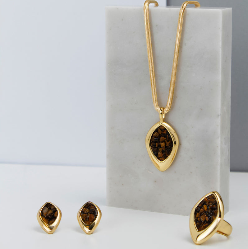 Ensemble plaqué or avec pierres texturées