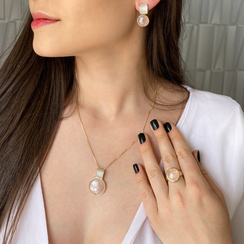 Parure plaquée or et rhodium blanc avec effet nacré