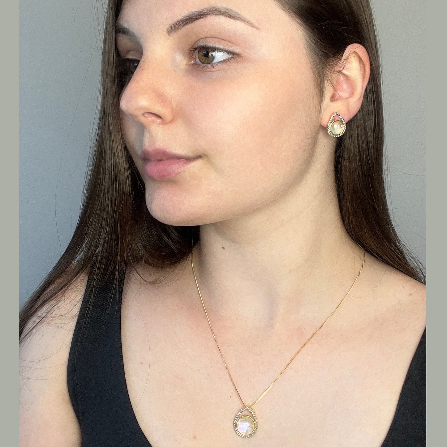 Ensemble doré avec rhodium blanc et nacre