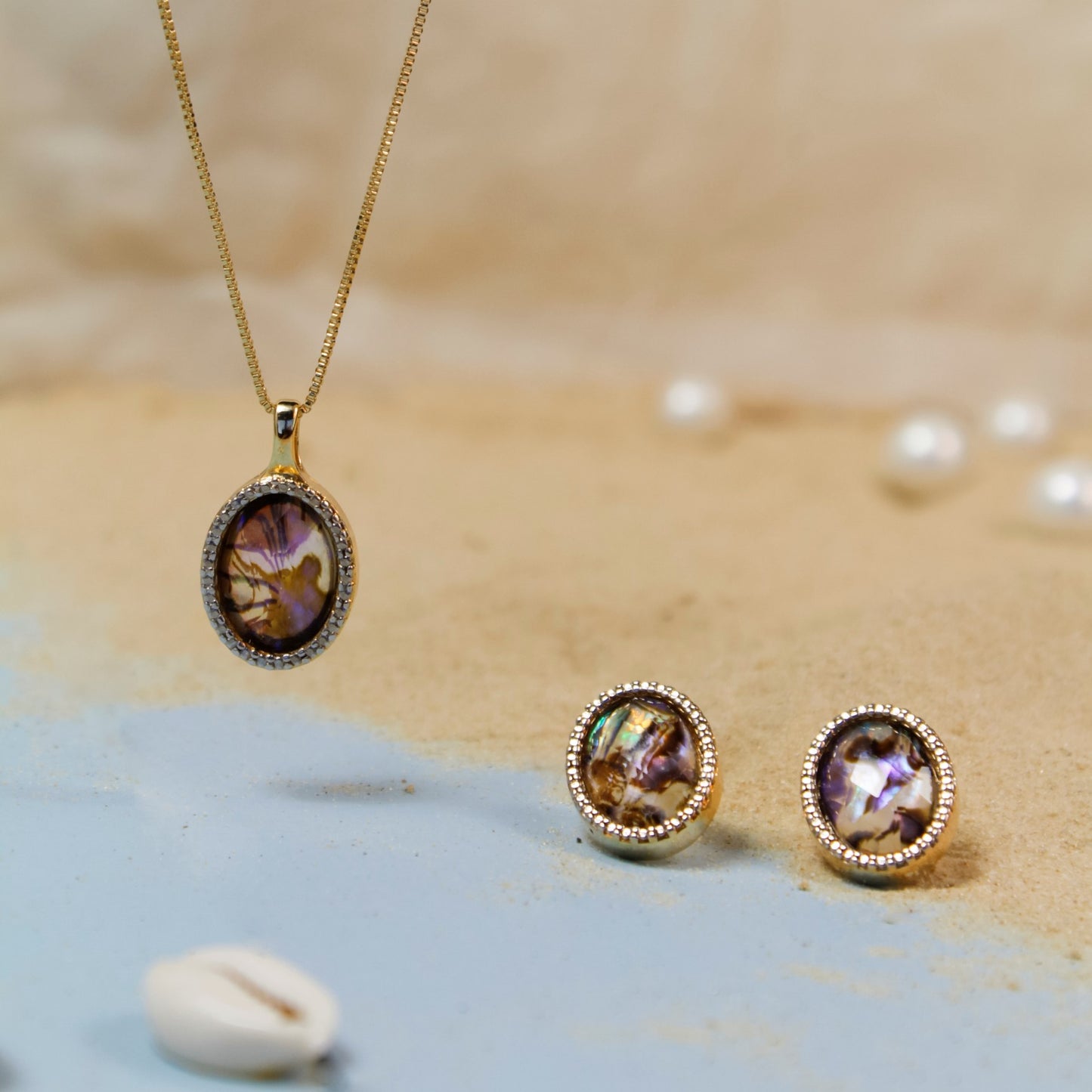 Ensemble doré avec rhodium blanc et nacre